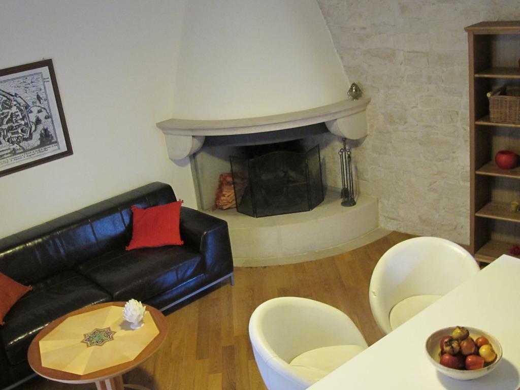 Casa Torre Di Mactheus Petraro Apartment Giovinazzo Exterior photo